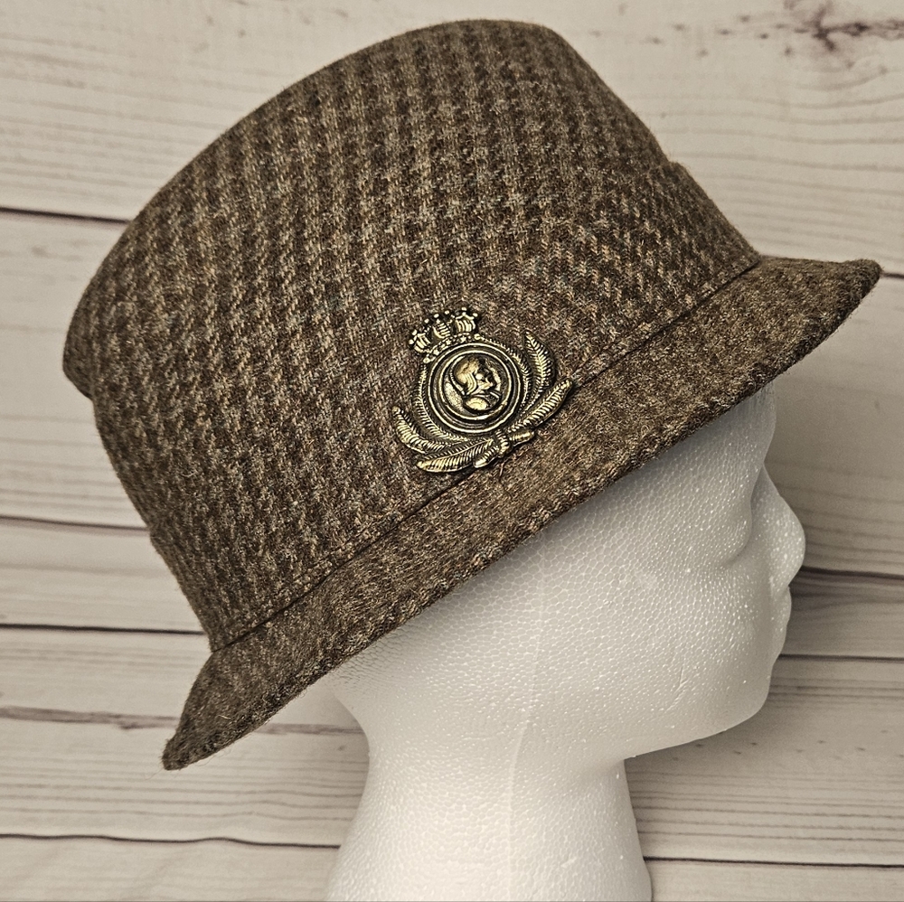 Vintage Gray And Brown Houndstooth Fedora With A Crown And Crest Medallion 6 7/8